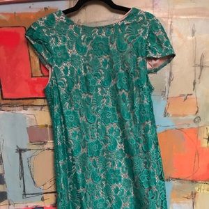 Beautiful green lace dress fully lined